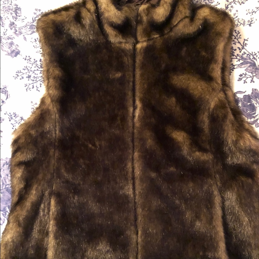 Faux Fur sable color vest